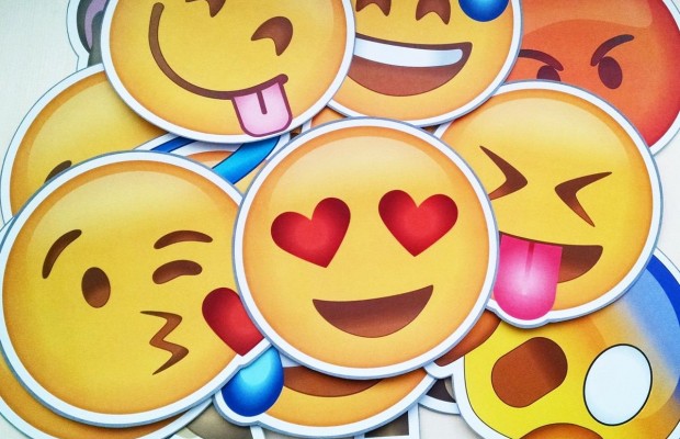  Agencias de publicidad representadas con emojis