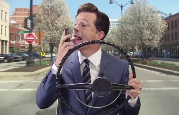  Stephen Colbert de paseo con Waze