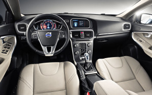 Volvo muestra los detalles del V40 en su nuevo anuncio de TV.