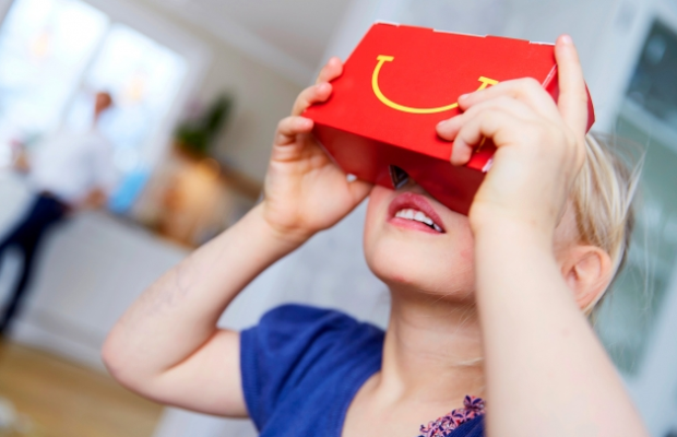  McDonald’s convierte su Cajita Feliz en un visor de realidad virtual
