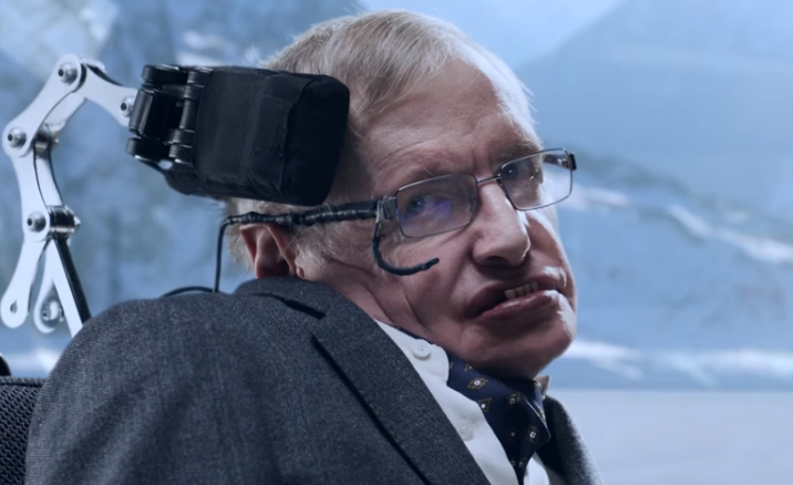En esta nueva campaña, Jaguar ha elegido a Hawking como su embajador de marca.