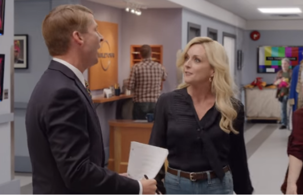  Jenna y Kenneth de 30 Rock se reúnen en este gracioso spot