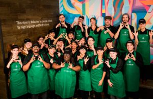 Destacada Starbucks cafeteria sordos